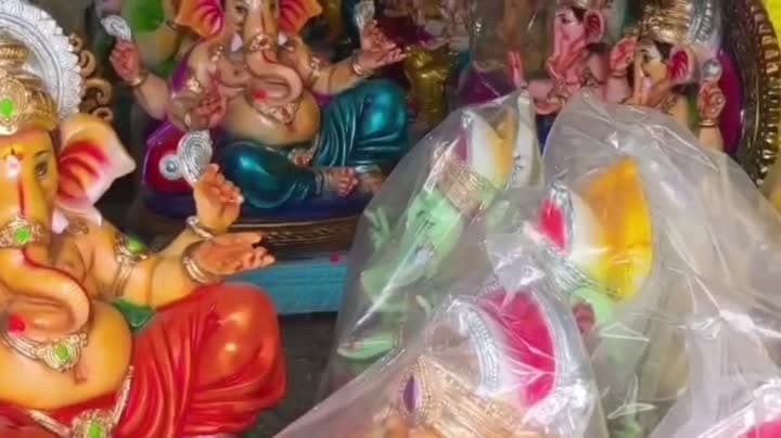 నరసరావుపేటలో మొదలైన పండుగ సందడి - Udayam