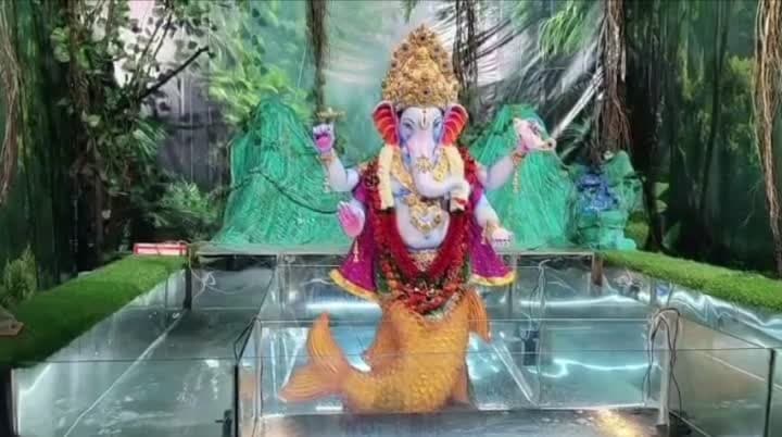 జలచరాల మధ్య గణపతి.. ఆక్వేరియంసెట్ అదుర్స్ - Udayam
