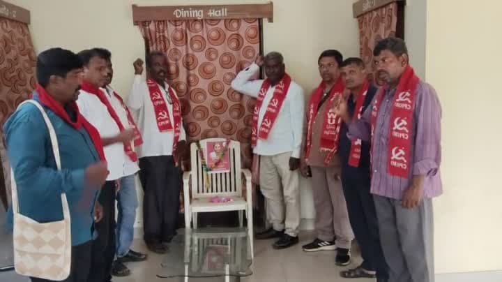 ఖానాపూర్ సిపిఐ ఆధ్వర్యంలో ఐలమ్మ వర్ధంతి - Udayam