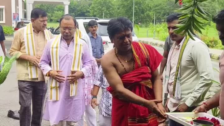 కమిషనరేట్లో వేడుకగా వినాయక చవితి - Udayam