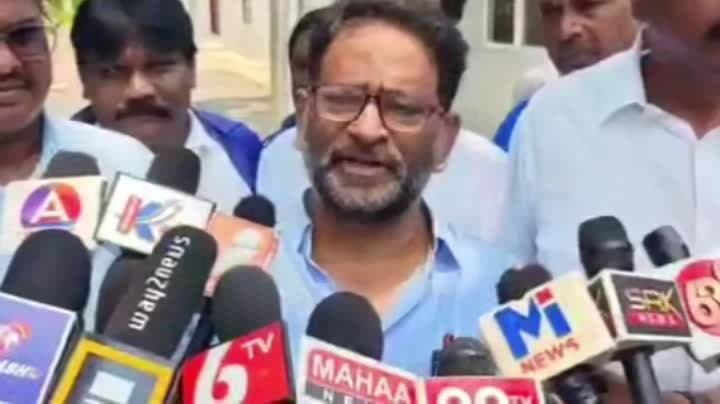గుంటూరు పోలీస్ స్టేషన్లు ఏటీఎంగా మారాయి - Udayam