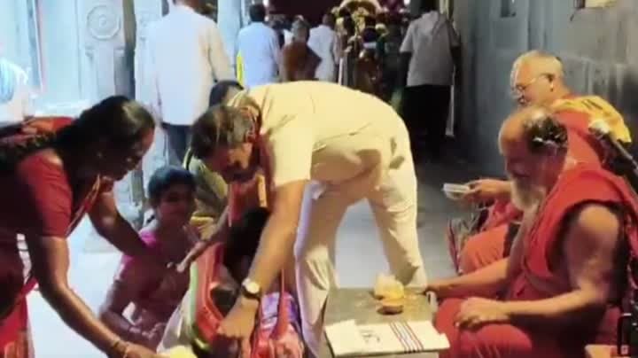 సింగరకొండ ఆలయ ముఖమండపానికి రూ.1.11 లక్షల విరాళం - Udayam