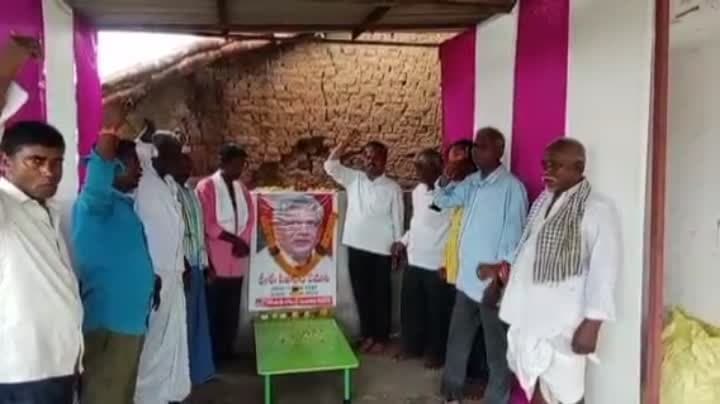 ఏచూరి ఆశయాలను కొనసాగించడమే నివాళి - Udayam