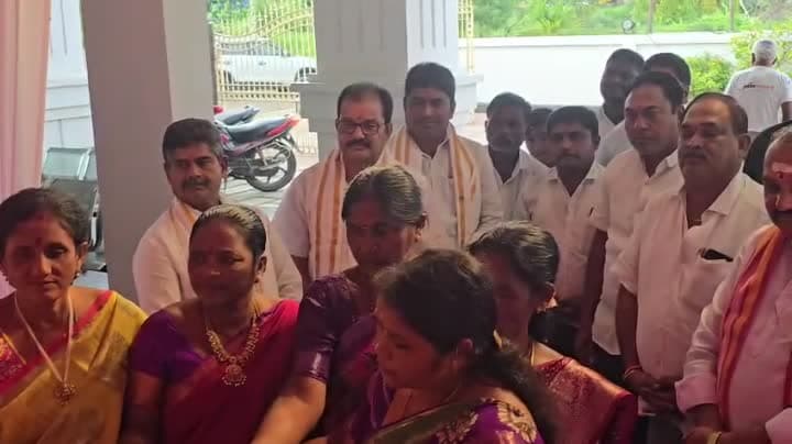 సిరిసిల్ల తెలంగాణ భవన్లో ఘనంగా వినాయక చవితి పూజలు - Udayam