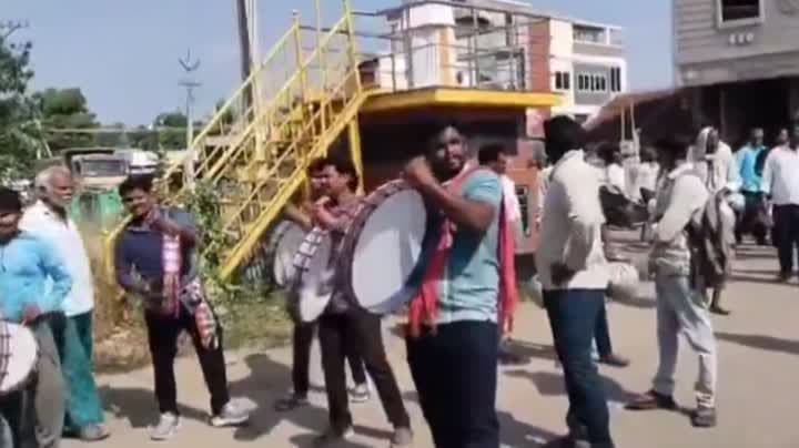 వర్షాల కోసం పోలేరమ్మ తల్లికి రైతులు పులకాపన - Udayam