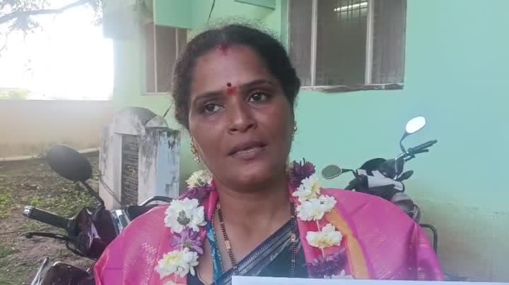 ఉత్తమ ఉపాధ్యాయురాలు పురస్కారం మరింత బాధ్యతను పెంచింది - Udayam