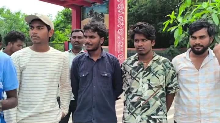 పెద్దపల్లి కలెక్టరేట్ వద్ద దళితుల ధర్నా