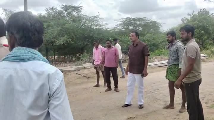 ప్యాపిలి మండలం పెద్ద పూజర్లలో ఉద్రిక్తత