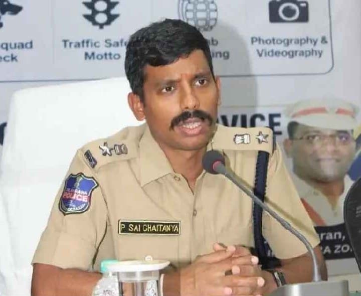 నిజామాబాద్ 8 అడుగుల పైబడిన విగ్రహాలకు దారిమళ్లింపు సీపీ - Udayam