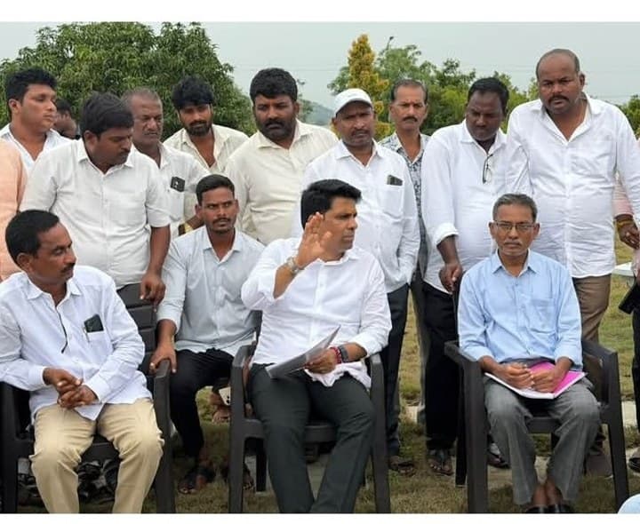 మిషన్ భగీరథ నీటిపై ఎమ్మెల్యే సమీక్ష - Udayam