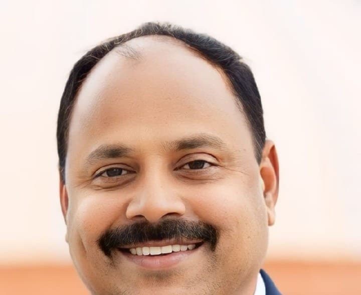రెడ్ క్రాస్ నూతన చైర్మన్ గా కె.ఎస్. రవికుమార్ - Udayam