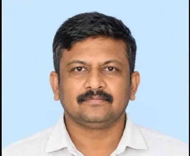 పార్వతీపురం మున్సిపల్ కమిషనర్గా రామగోపాల్ - Udayam