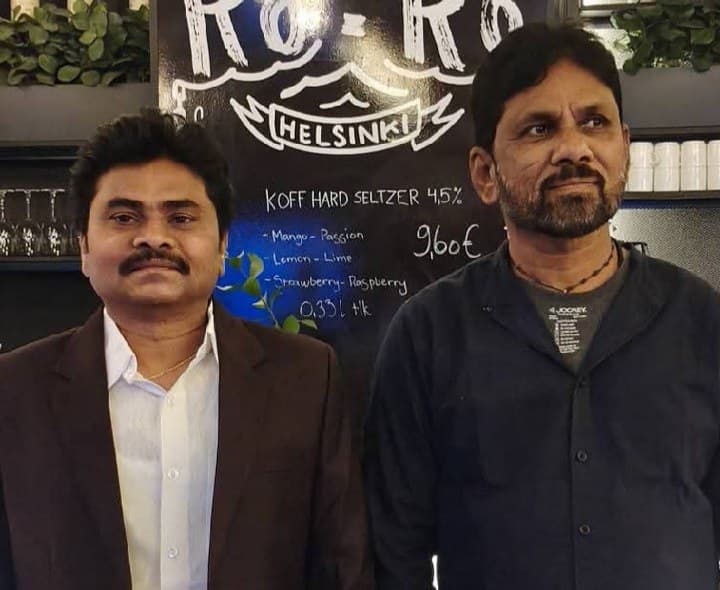 ప్రభుత్వ పాఠశాలలకు వన్నె తెస్తున్న ఉపాధ్యాయులు - Udayam