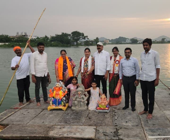 జగిత్యాల చింతకుంట చెరువులో గణనాథుల నిమజ్జనం - Udayam