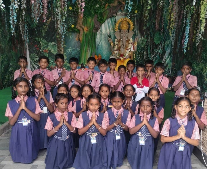 పర్యావరణాన్ని కాపాడుతూ.. మట్టి గణపతిని పూజిద్దాం - Udayam