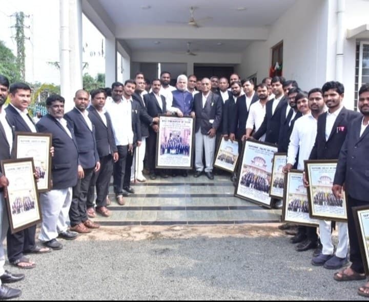 బార్ అసోసియేషన్ ఆధ్వర్యంలో స్పీకర్ గడ్డం ప్రసాద్ కుమార్ కు ఘన సన్మానం - Udayam