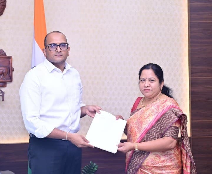 శంఖవరం మెయిన్ రోడ్డు అభివృద్ధికి రూ.1.50 కోట్లు మంజూరు - Udayam