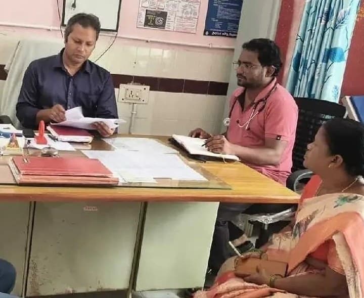 ఏన్కూరు PHC లో డిప్యూటీ డీఎంహెచ్ఓ తనిఖీ - Udayam