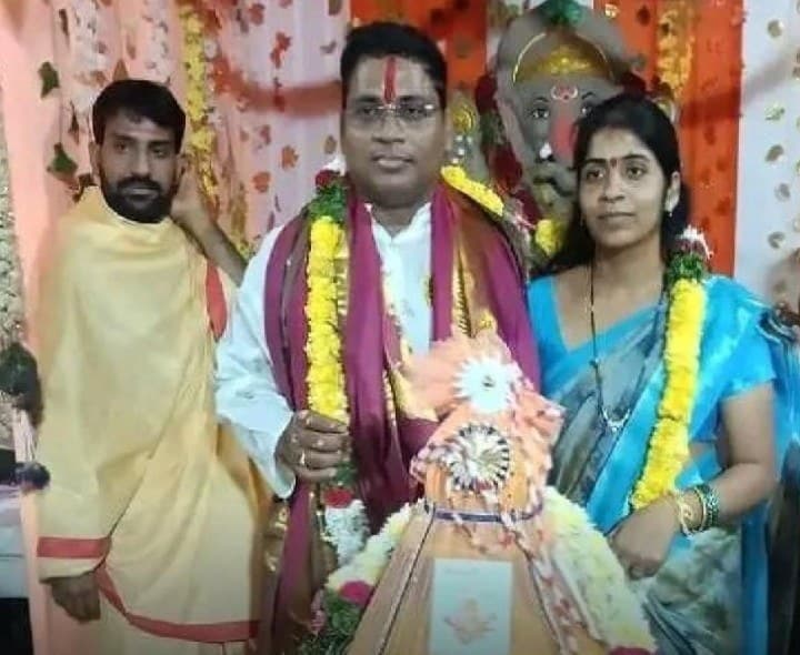 మీర్పేట నందిహిల్స్లో రూ.4.10 లక్షలు పలికిన లడ్డూ - Udayam