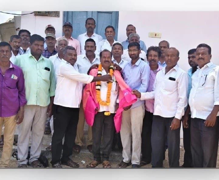 ముదిరాజ్ సంఘం మండల అధ్యక్షుని ఆంజనేయులు - Udayam