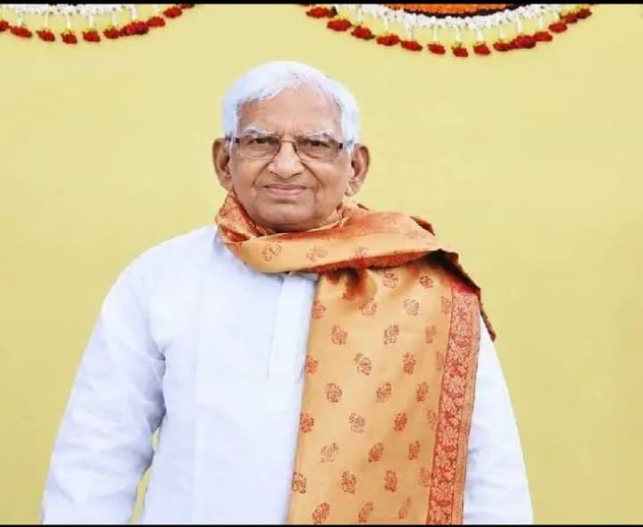 స్వాతంత్ర్య సమరయోధుడు ఏటుకూరి కన్నుమూత - Udayam