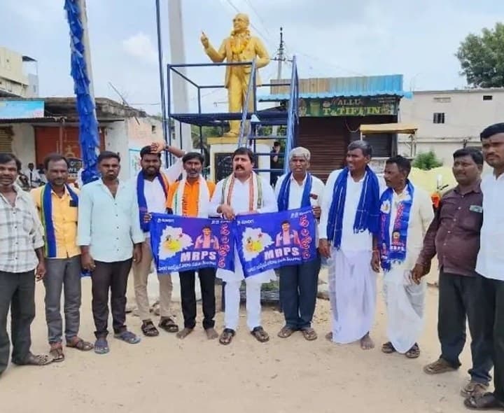 హమర ప్రసాద్ పై కఠిన చర్యలు తీసుకోవాలి: ఎమ్మార్పీఎస్ - Udayam