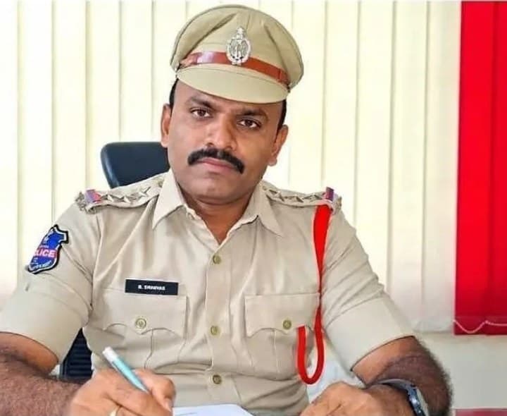 ఒకటో టౌన్ SHOగా శ్రీనివాస్ బాధ్యతలు - Udayam