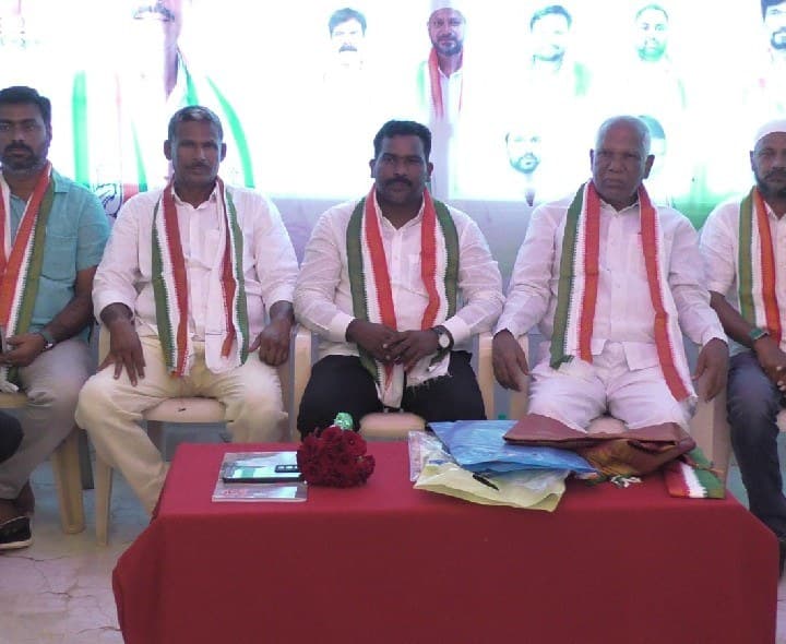 రాష్ట్ర అభివృద్ధి కాంగ్రెస్ పార్టీతోనే సాధ్యం - Udayam
