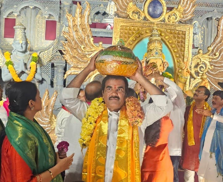 షాద్ నగర్ లో గణేష్ లడ్డూ రూ.6.66 లక్షలకు కైవసం - Udayam