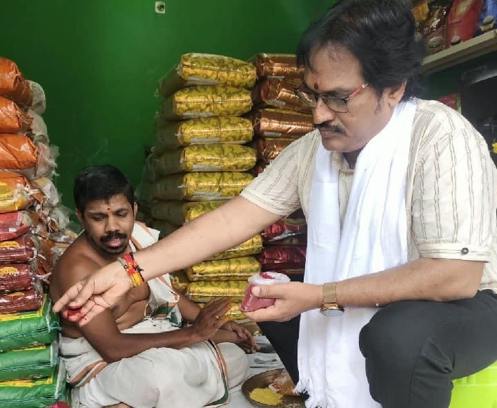 లోహిత ఫుడ్స్ ఏపీ లో 26వ స్టోర్ ప్రారంభం - Udayam