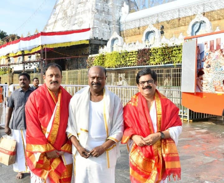 తిరుమలలో శ్రీవారిని దర్శించుకున్న పెందుర్తి ఎమ్మల్యే - Udayam