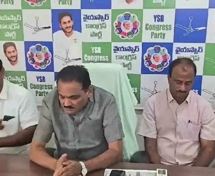 SMC ఎన్నికల్లో అవకతవకలకు పాల్పడుతున్నారు - Udayam