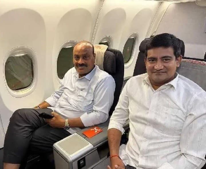 మంత్రులున్న విమానం సేఫ్ గా ల్యాండ్ - Udayam