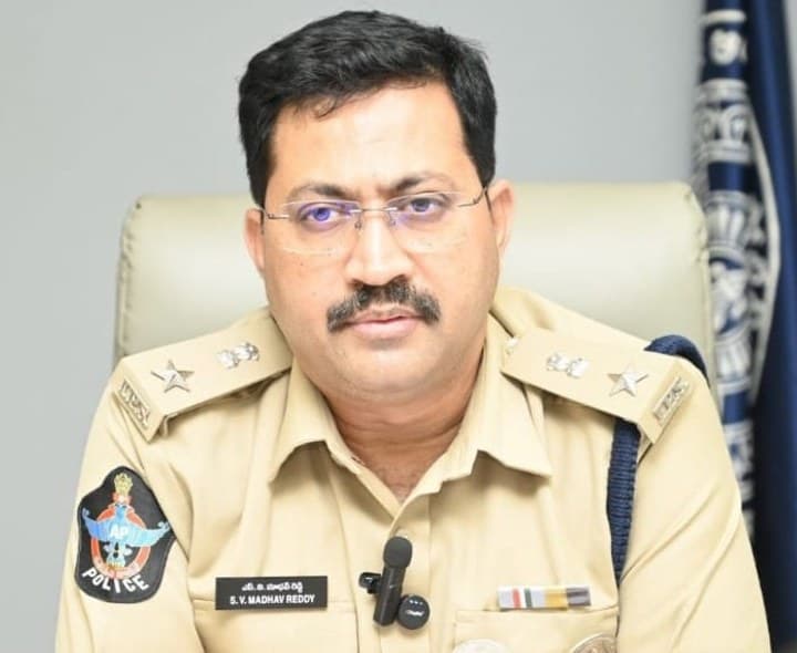వేడుకలను ప్రశాంతంగా నిర్వహించాలి - Udayam