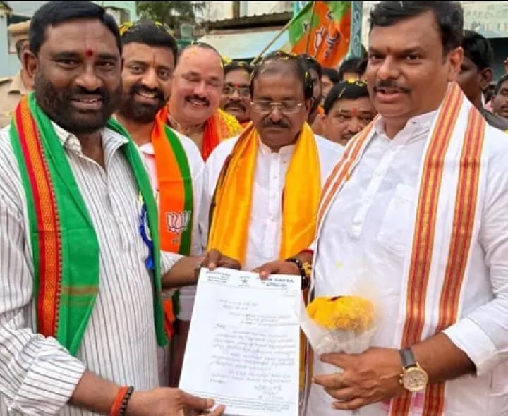 విమానాశ్రయానికి భోగాపురం పేరు చేర్చాలని వినతి