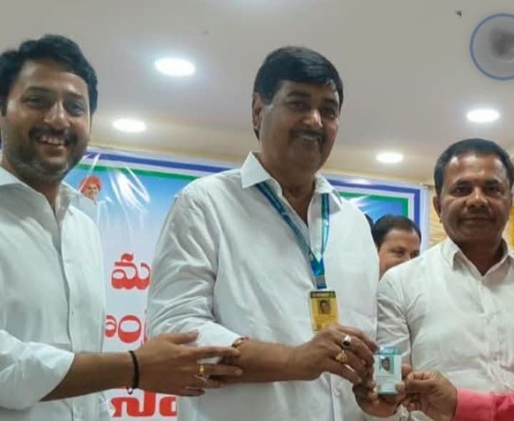 పార్టీ విజయానికి కృషి చేయాలి - Udayam