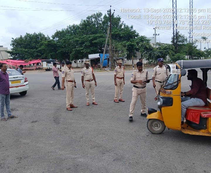 నిర్మల్ రూరల్ కొండాపూర్ వద్ద వాహనాల తనిఖీలు రూరల్ సీఐ - Udayam