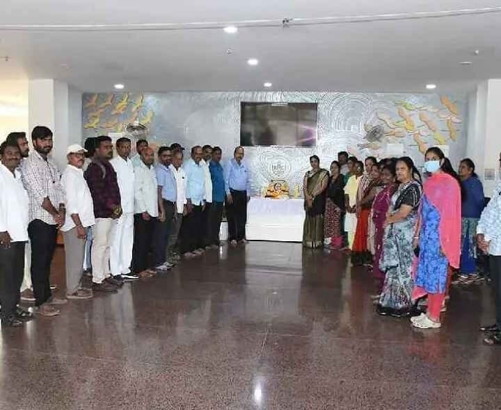 KMC కార్యాలయంలో చాకలి ఐలమ్మ జయంతి - Udayam