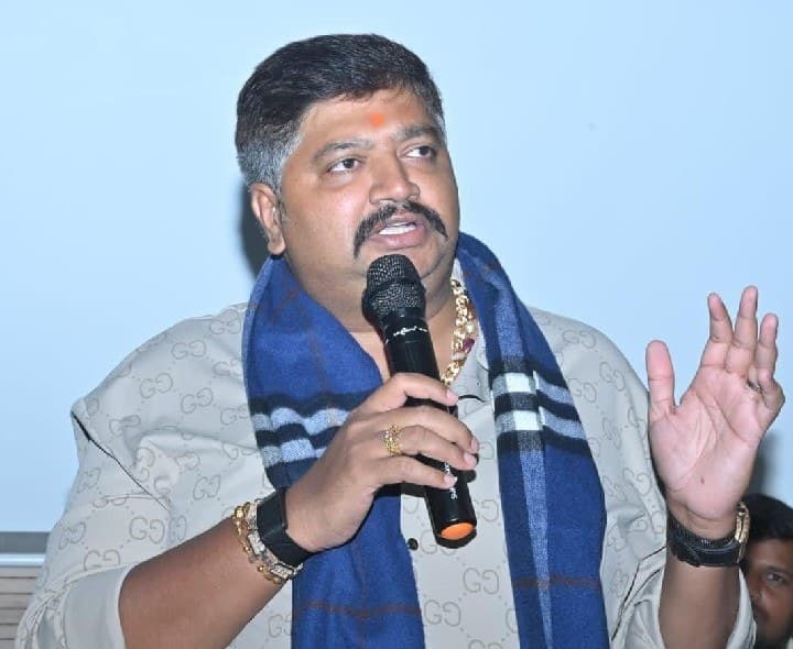క్రీడాకారులను వైసీపీ నాయకులు అవమానిస్తున్నారు: ఎమ్మెల్యే - Udayam
