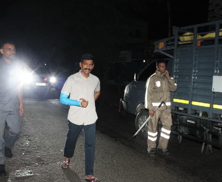 అర్ధరాత్రి నగరంలో సీపీ ఆకస్మిక తనిఖీ - Udayam