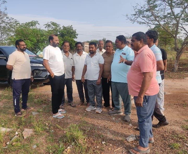 నూతన పార్కు ఏర్పాటు కోసం స్థల పరిశీలన - Udayam