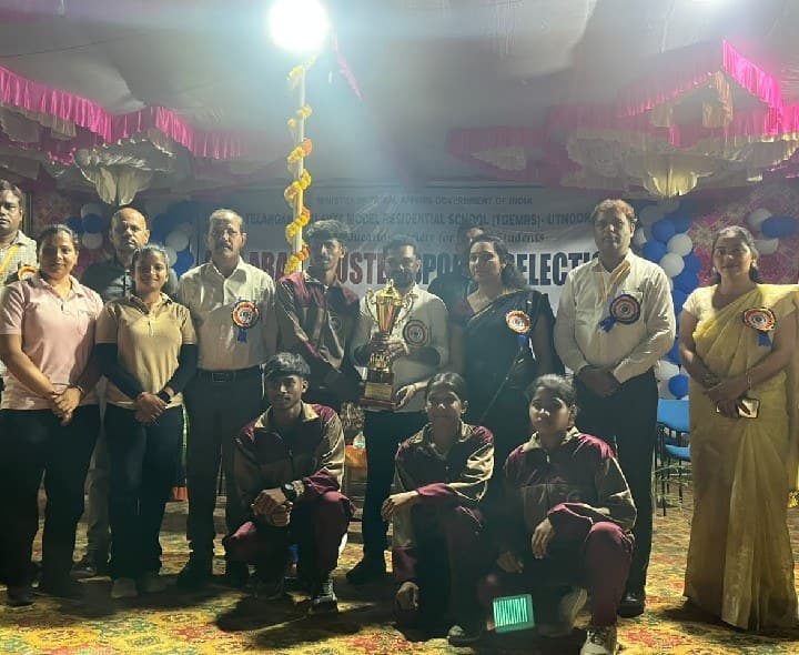 చదువుతో పాటు క్రీడల్లో రాణించాలి: ఎమ్మెల్యే బొజ్జు - Udayam
