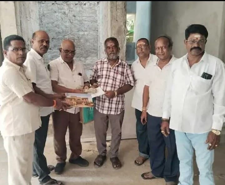 శ్రీకాకుళంలో వృద్ధాశ్రమానికి రూ. 5 లక్షల విరాళం - Udayam