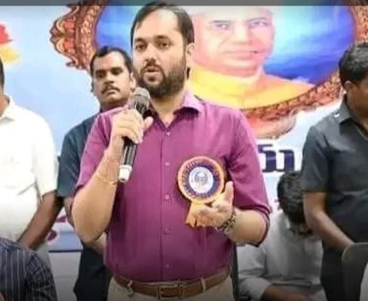 ఉపాధ్యాయులే భావితరాలకు మార్గదర్శకులు - Udayam