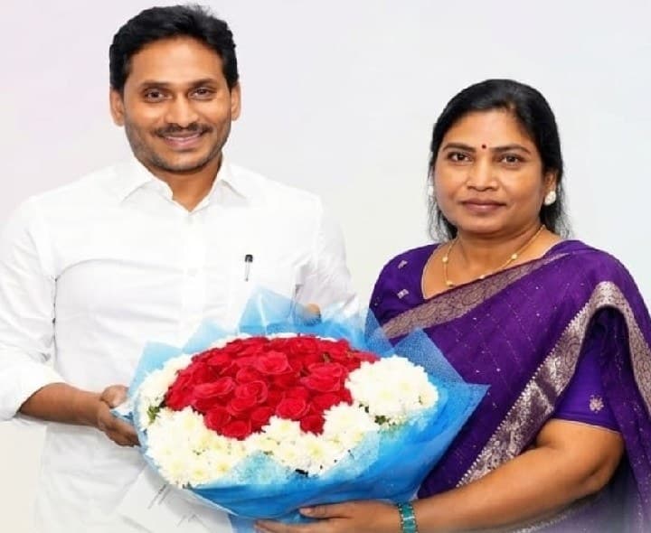 రౌతులపూడి మహిళా నేతకు YCPలో కీలక పదవీ - Udayam