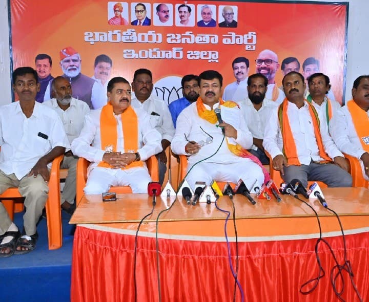 వారి కోసమే విమోచన దినాన్ని అధికారికంగా జరపడం లేదు బీజేపీ - Udayam