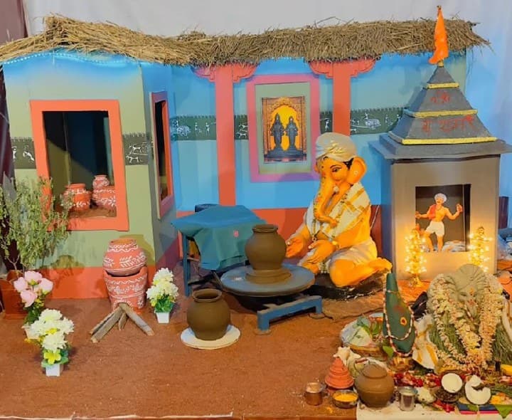 కుమ్మరి కులవృత్తిని ప్రతిబింబించేలా కొలువుదీరిన గణనాథుడు - Udayam