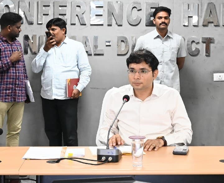నిర్మల్ జిల్లాలోని భూ సమస్యల దరఖాస్తులను తక్షణమే పరిష్కారం చేయాలి - Udayam