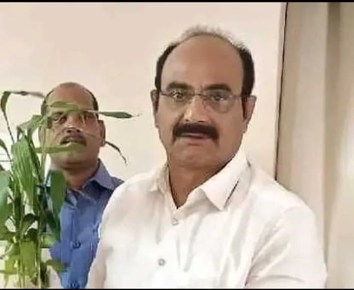 పోలాకి మండల పరిషత్ ప్రత్యేక అధికారిగా మధు - Udayam