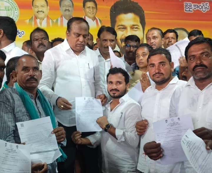 ఇందిరమ్మ ఇళ్ల ప్రొసీడింగ్స్ పంపిణీ - Udayam